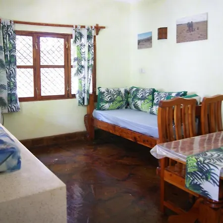 Luciano & Grace Apartments Watamu Exterior photo